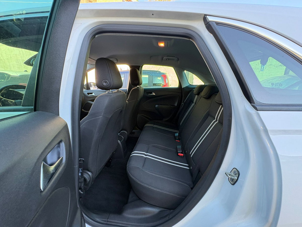 Opel Crossland 1.5 ecotec Ultimate 110cv (11)
