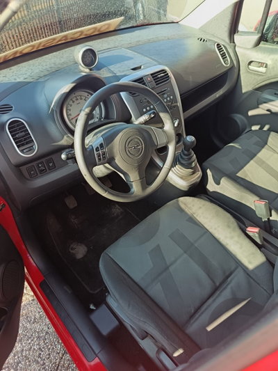 Opel Agila 1.2 16V 86CV Enjoy (8)