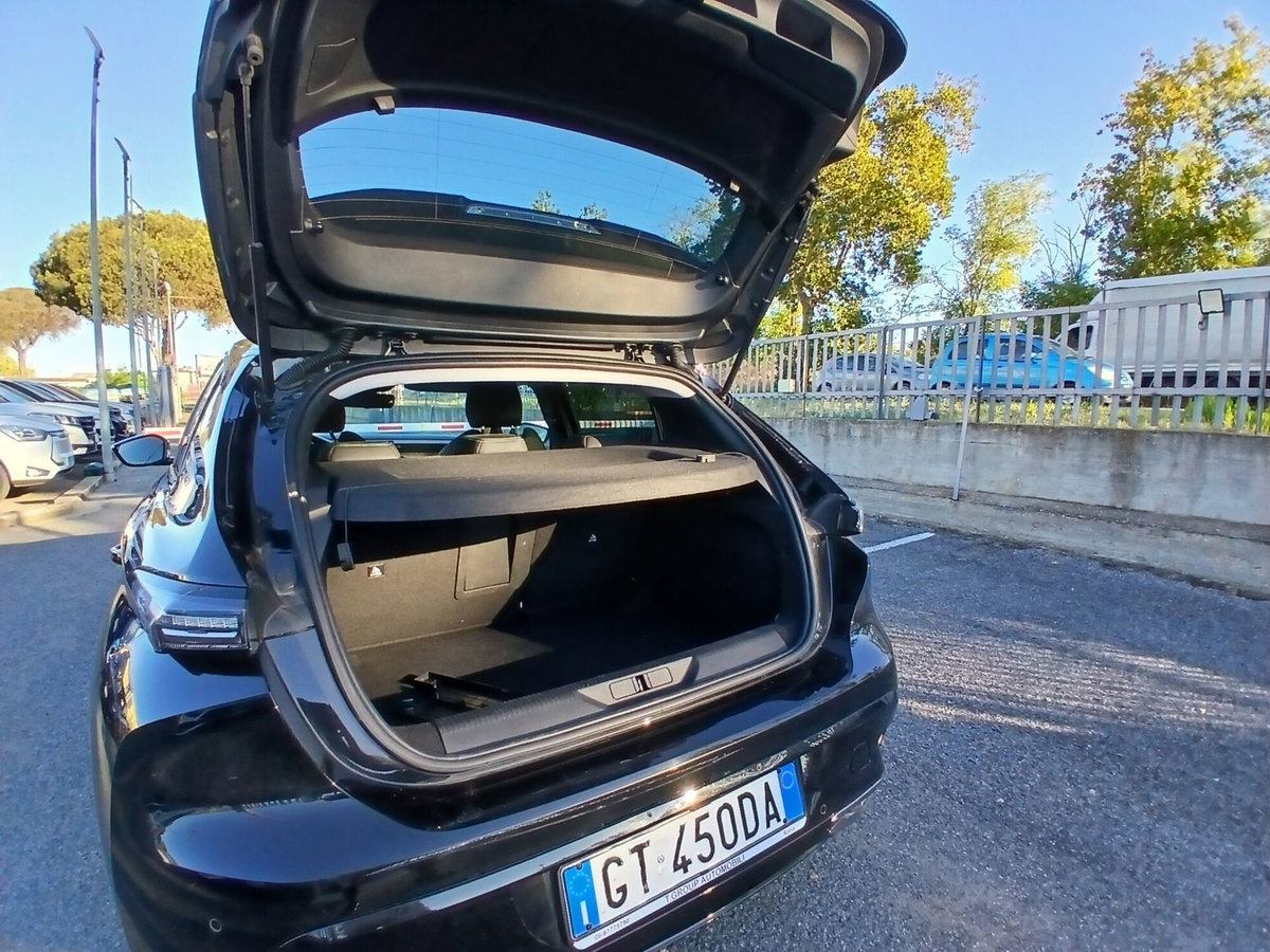 Peugeot 308 SW PureTech Turbo 130 S&S EAT8 Allure Pack (14)