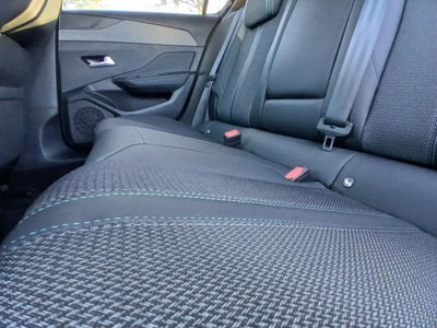 Peugeot 308 SW PureTech Turbo 130 S&S EAT8 Allure Pack (17)