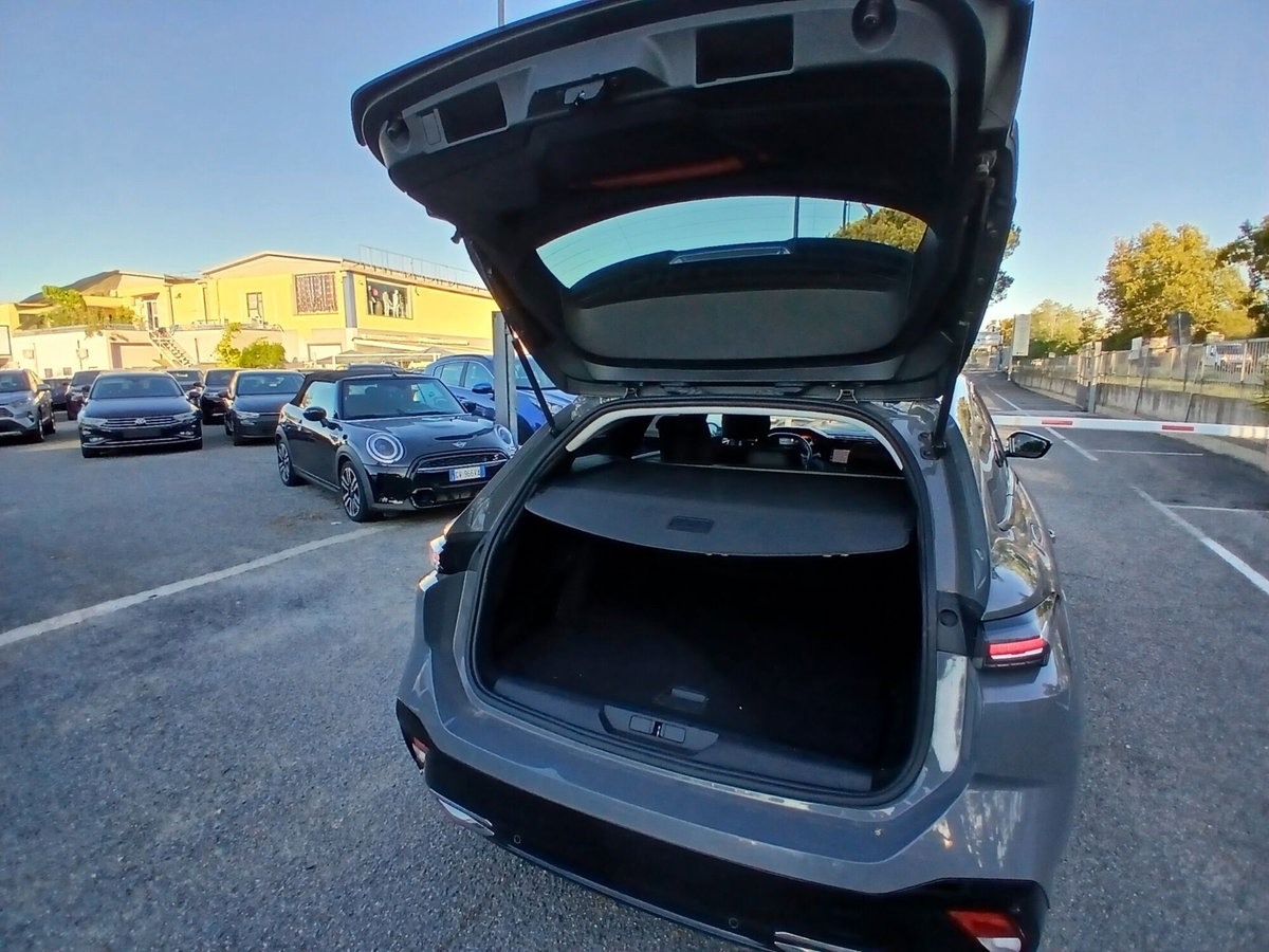 Peugeot 308 SW PureTech Turbo 130 S&S EAT8 Allure Pack (18)