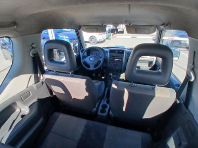 Suzuki Jimny 1.5 DDiS cat 4WD JLX Più (14)