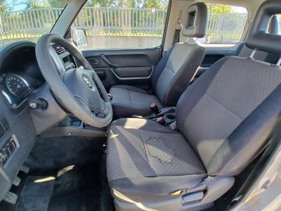Suzuki Jimny 1.5 DDiS cat 4WD JLX Più (16)