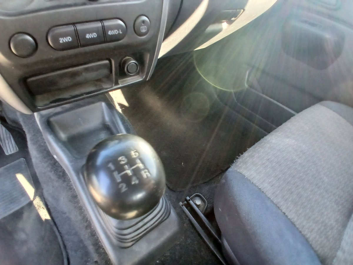 Suzuki Jimny 1.5 DDiS cat 4WD JLX Più (18)