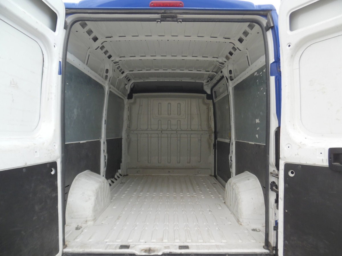 Peugeot Boxer Furgone 333 2.2 BlueHDi 140 S&S PM-TN Furgone (7)