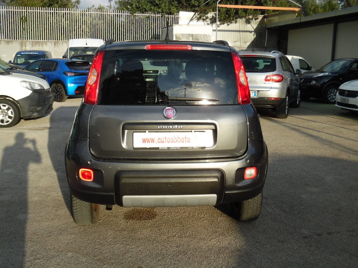 Fiat Panda 1.3 MJT 95 CV S&S Trekking (6)