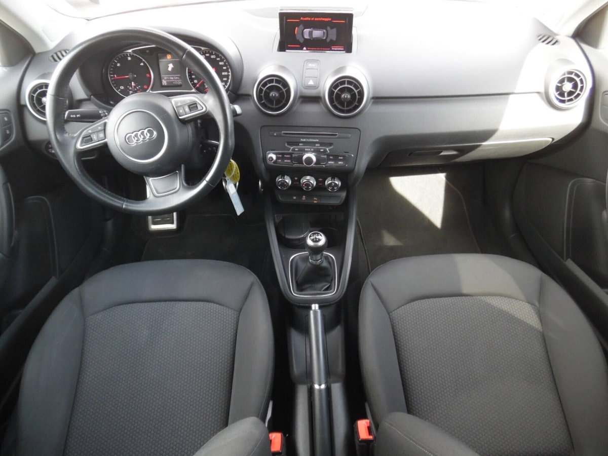 Audi A1 Sportback 1.4 TDI Sport (11)