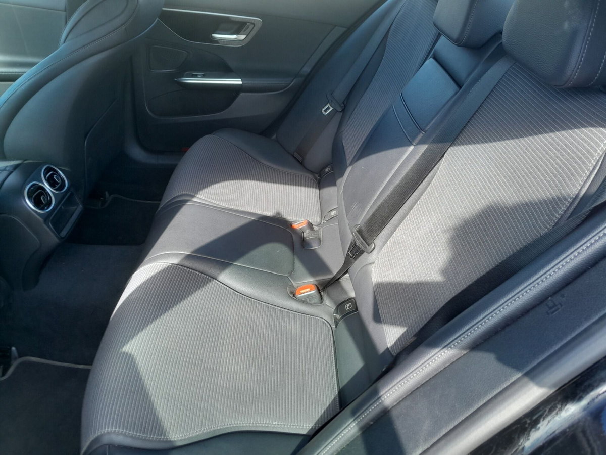 Mercedes-Benz Classe C 200 d Mild hybrid Business (14)