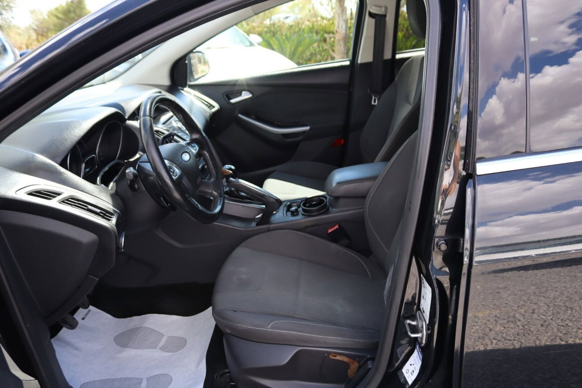 Ford Focus Station Wagon 1.6 TDCi 115 CV SW Titanium (11)