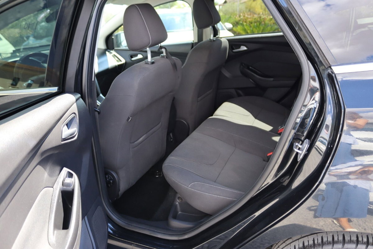 Ford Focus Station Wagon 1.6 TDCi 115 CV SW Titanium (12)