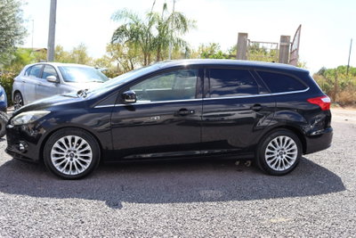 Ford Focus Station Wagon 1.6 TDCi 115 CV SW Titanium (2)