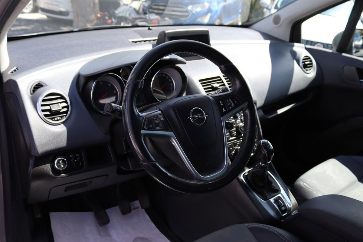 Opel Meriva 1.7 CDTI 130CV Cosmo (10)
