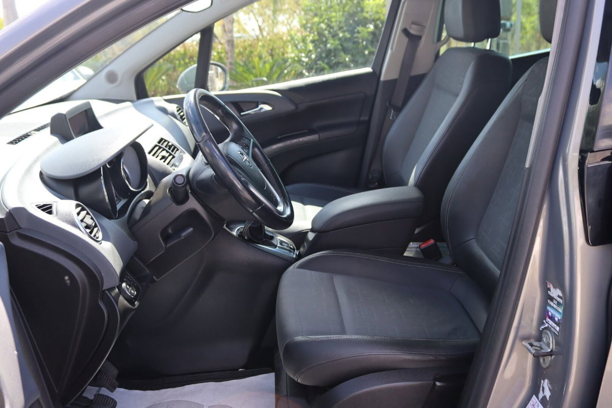 Opel Meriva 1.7 CDTI 130CV Cosmo (11)