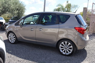 Opel Meriva 1.7 CDTI 130CV Cosmo (8)