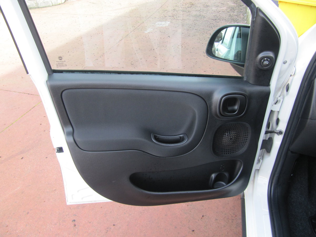 Fiat Panda 1.0 firefly hybrid Pop s&s 70cv (11)