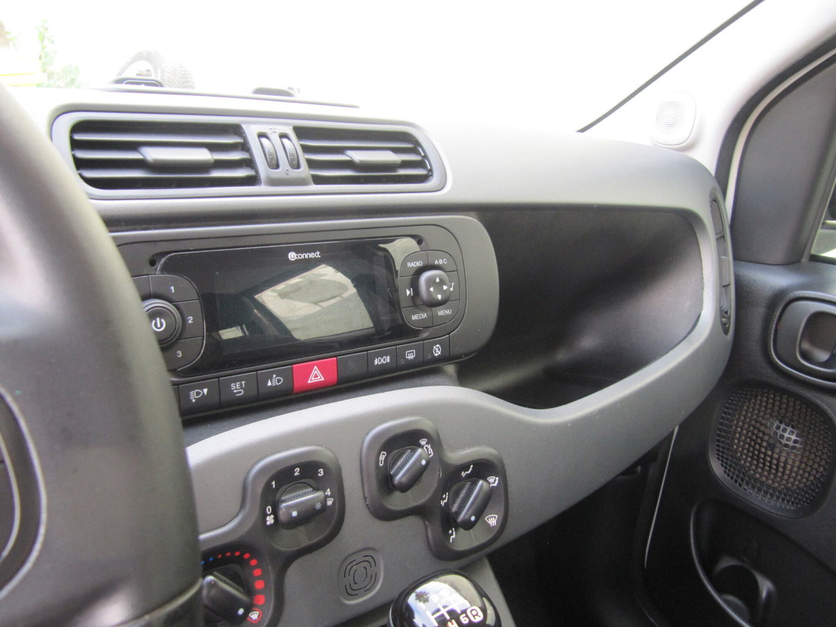 Fiat Panda 1.0 firefly hybrid Pop s&s 70cv (8)