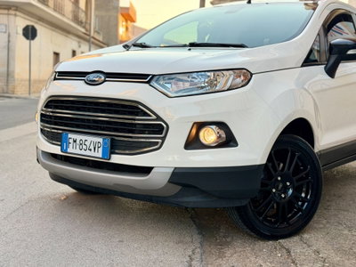 Ford EcoSport 1.5 TDCi 95 CV Titanium S (16)
