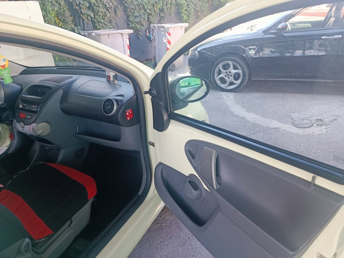 Citroen C1 1.0 3 porte airdream AMIC1 (11)