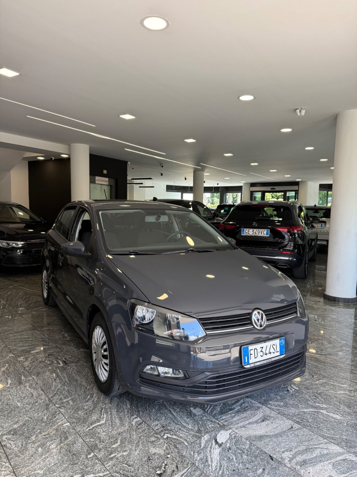 Volkswagen Polo 1.0 MPI 5p. Trendline (3)