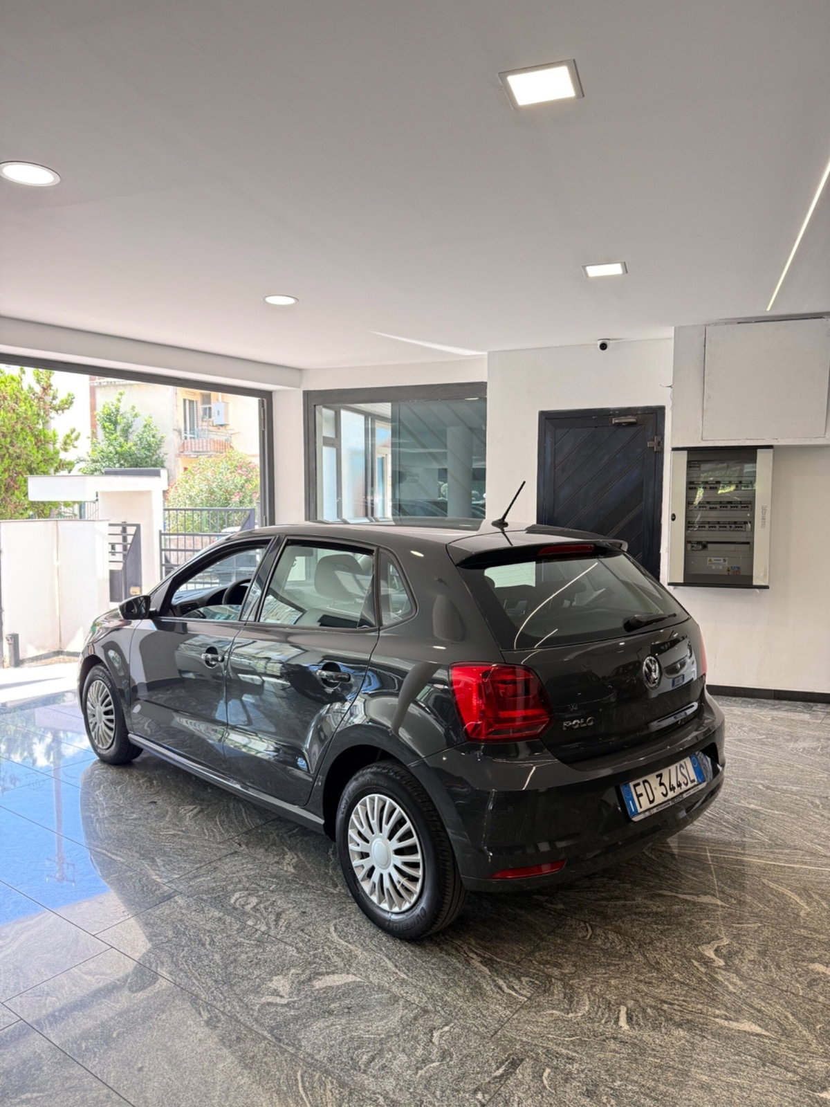 Volkswagen Polo 1.0 MPI 5p. Trendline (6)