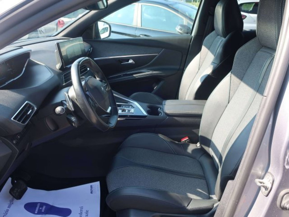 Peugeot 3008 BlueHDi 130 S&S EAT8 Allure Pack (5)