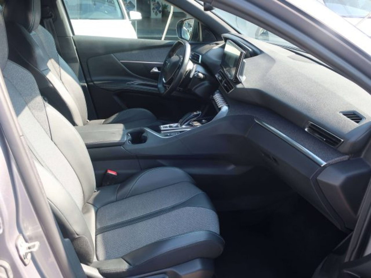 Peugeot 3008 BlueHDi 130 S&S EAT8 Allure Pack (8)