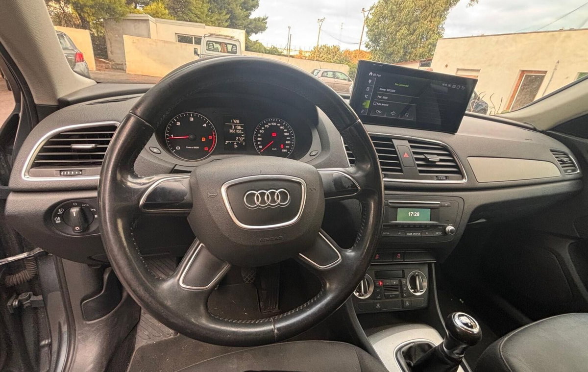 Audi Q3 2.0 TDI Business (12)