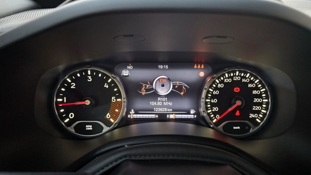 Jeep Renegade 1.6 Mjt 130 CV Limited (6)