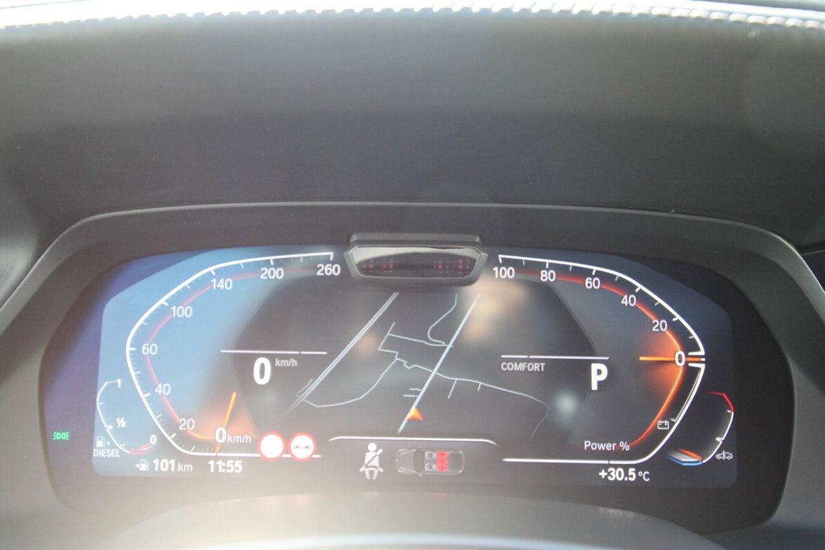 BMW X6 xDrive40d 48V Msport (8)
