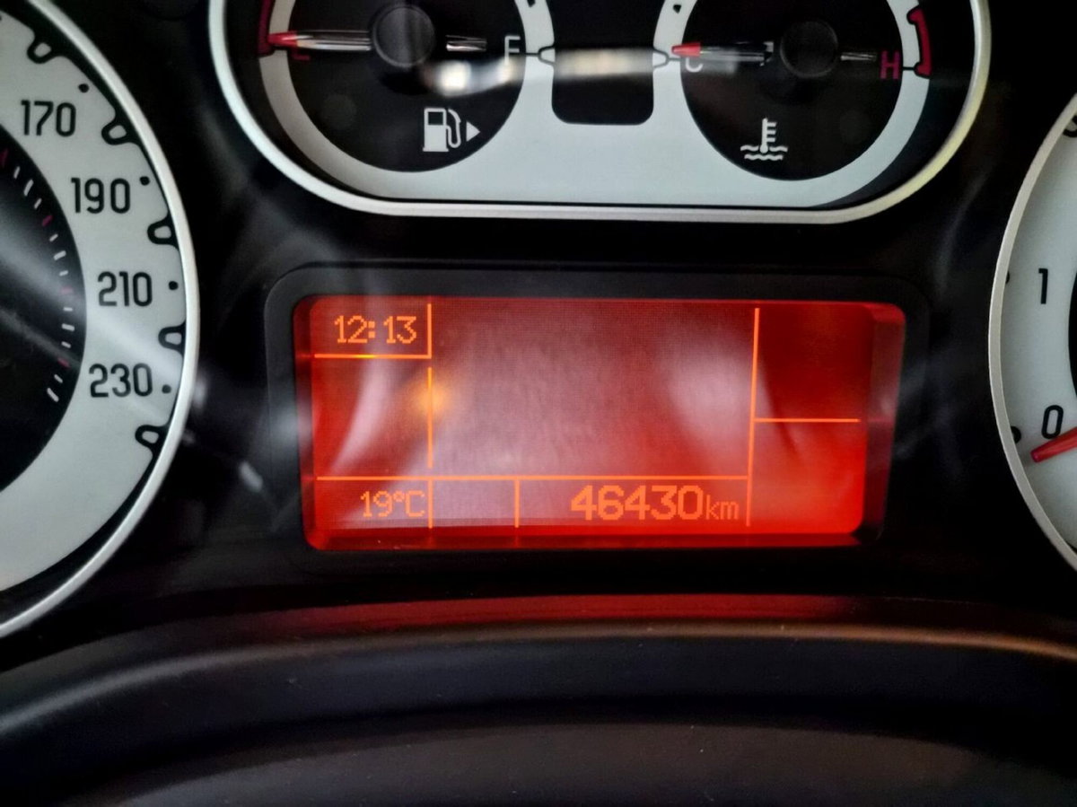 Fiat 500L 1.4 95 CV Lounge (14)