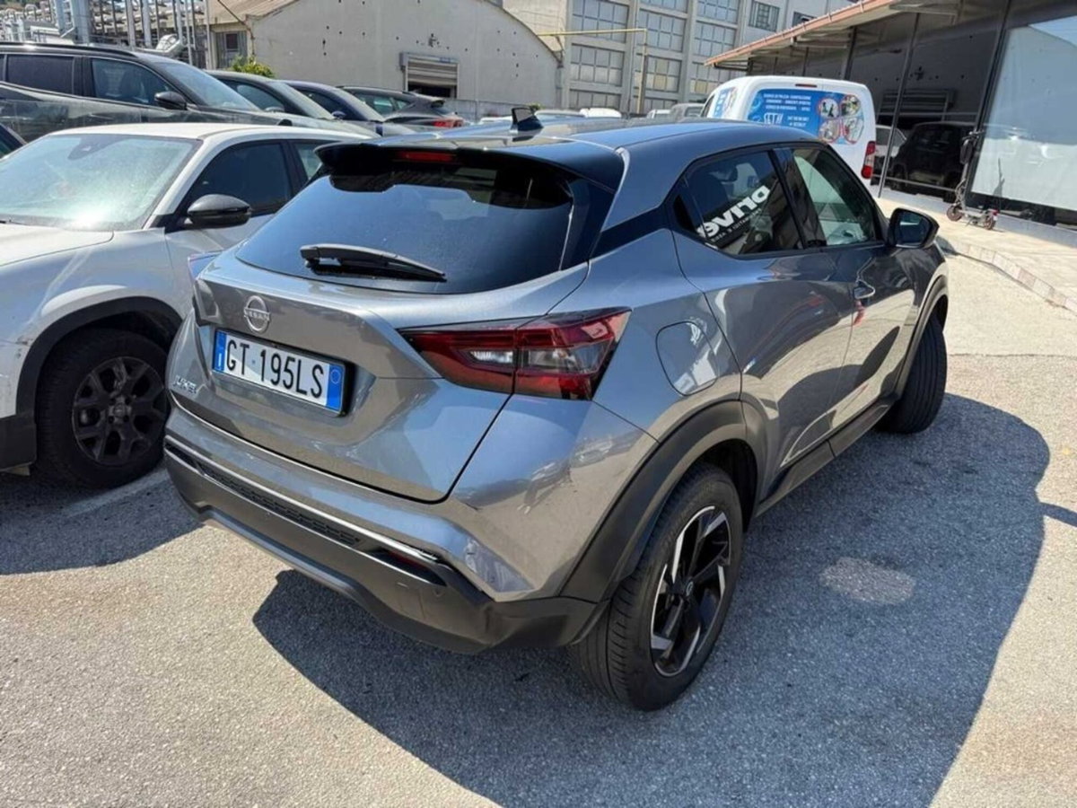 Nissan Juke 1.0 dig-t N-Connecta 114cv (6)