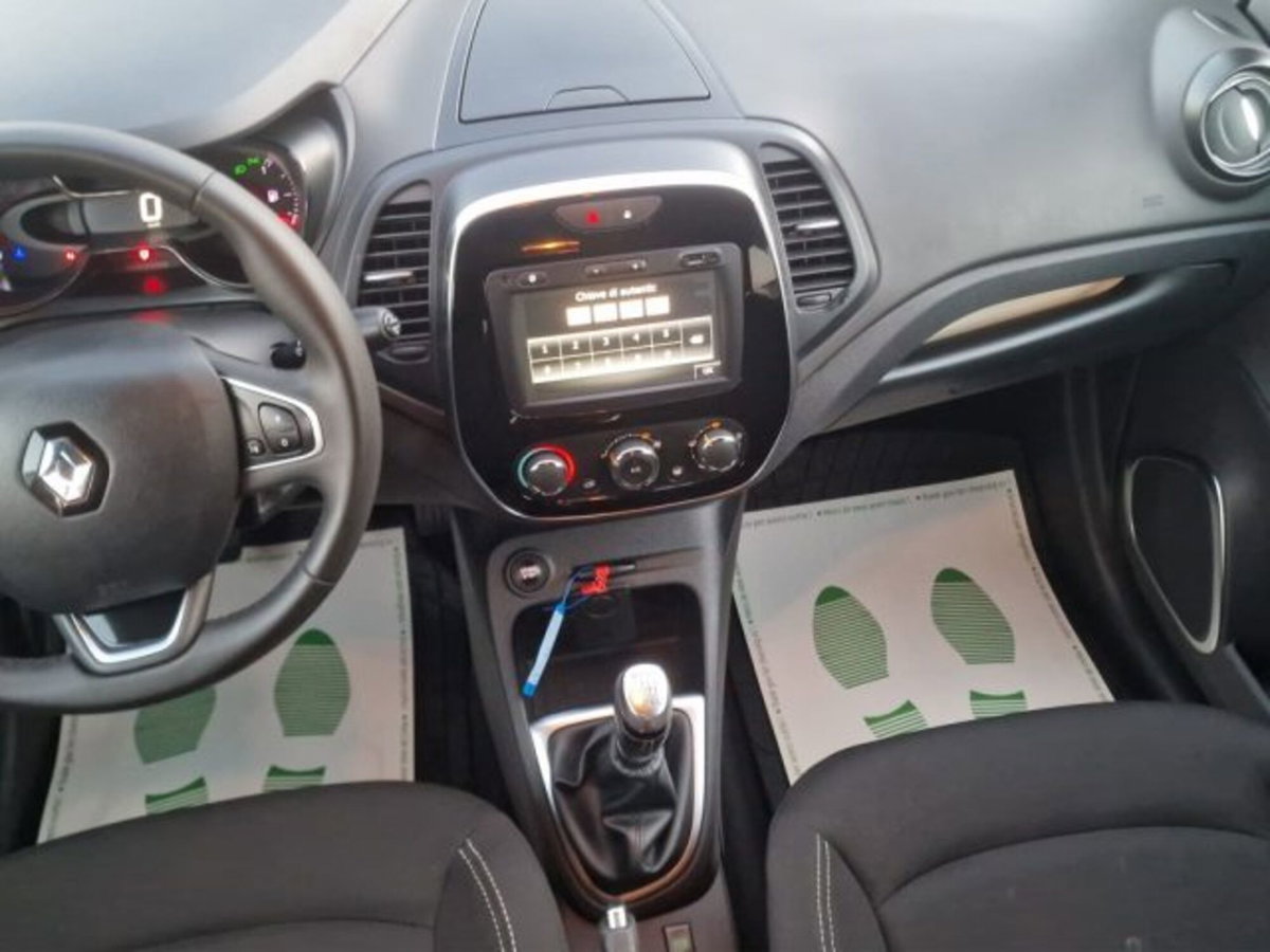 Renault Captur dCi 8V 110 CV Start&Stop Energy Sport Edition (16)