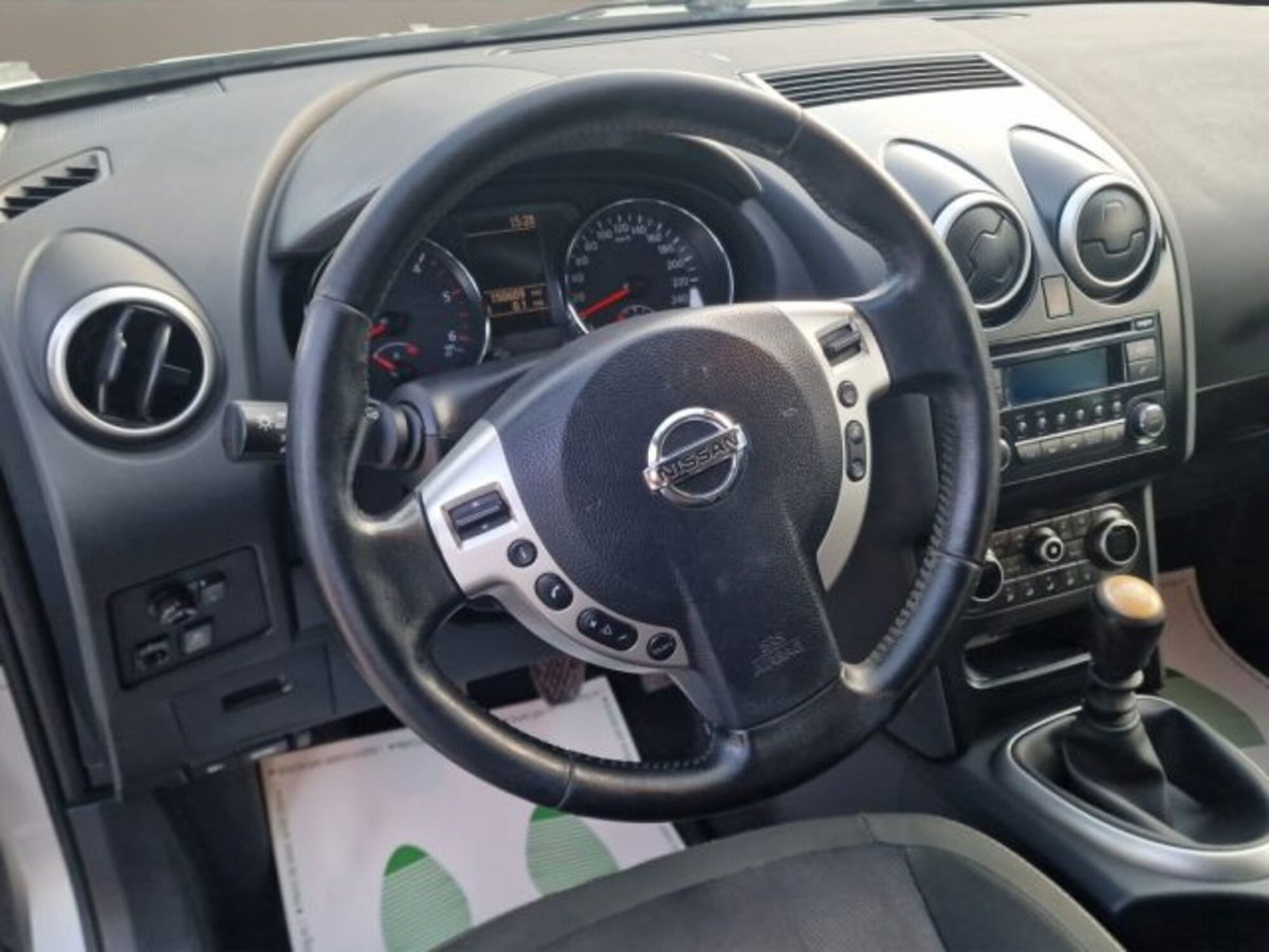 Nissan Qashqai 1.5 dCi DPF Acenta (10)