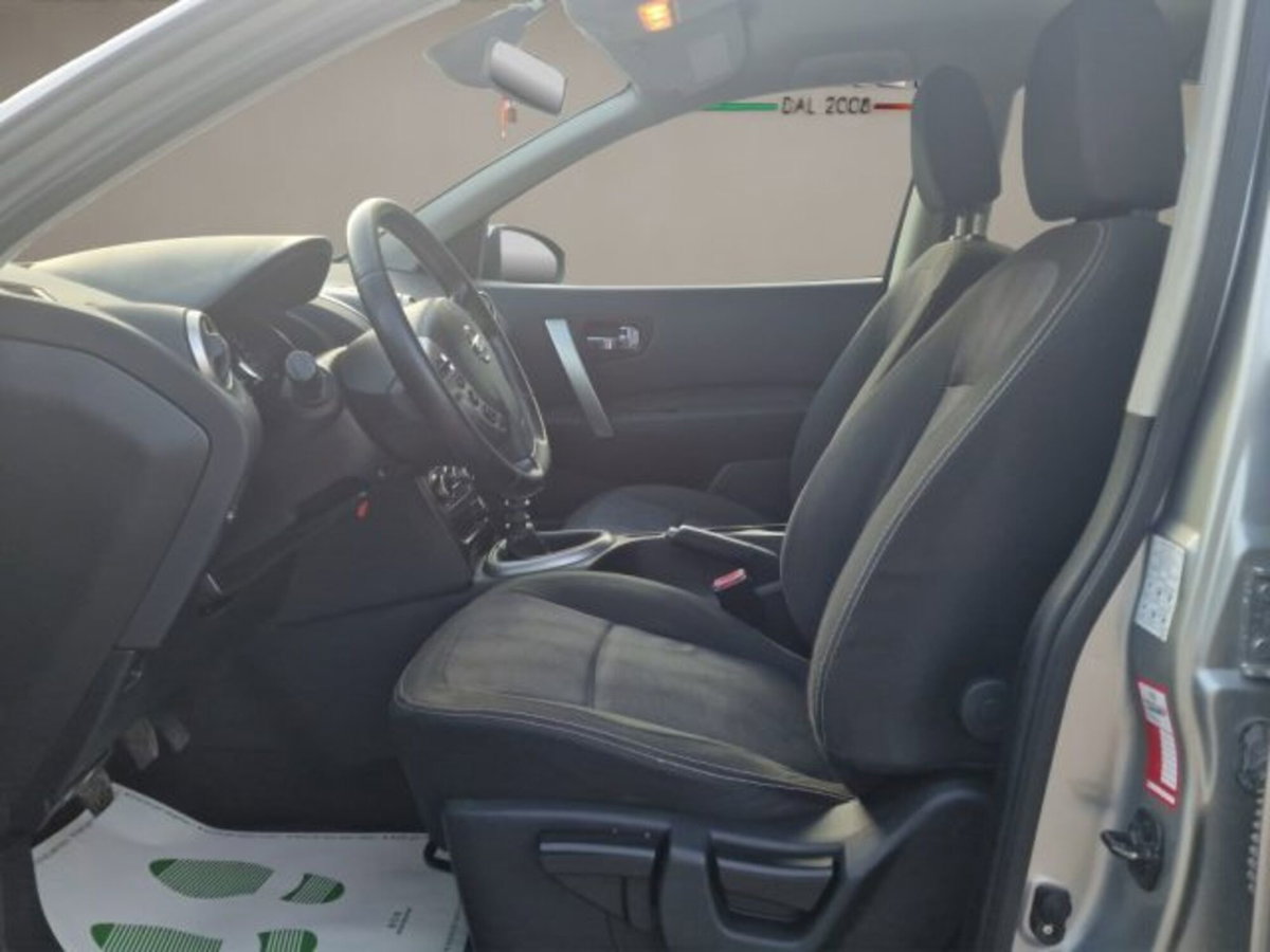 Nissan Qashqai 1.5 dCi DPF Acenta (9)
