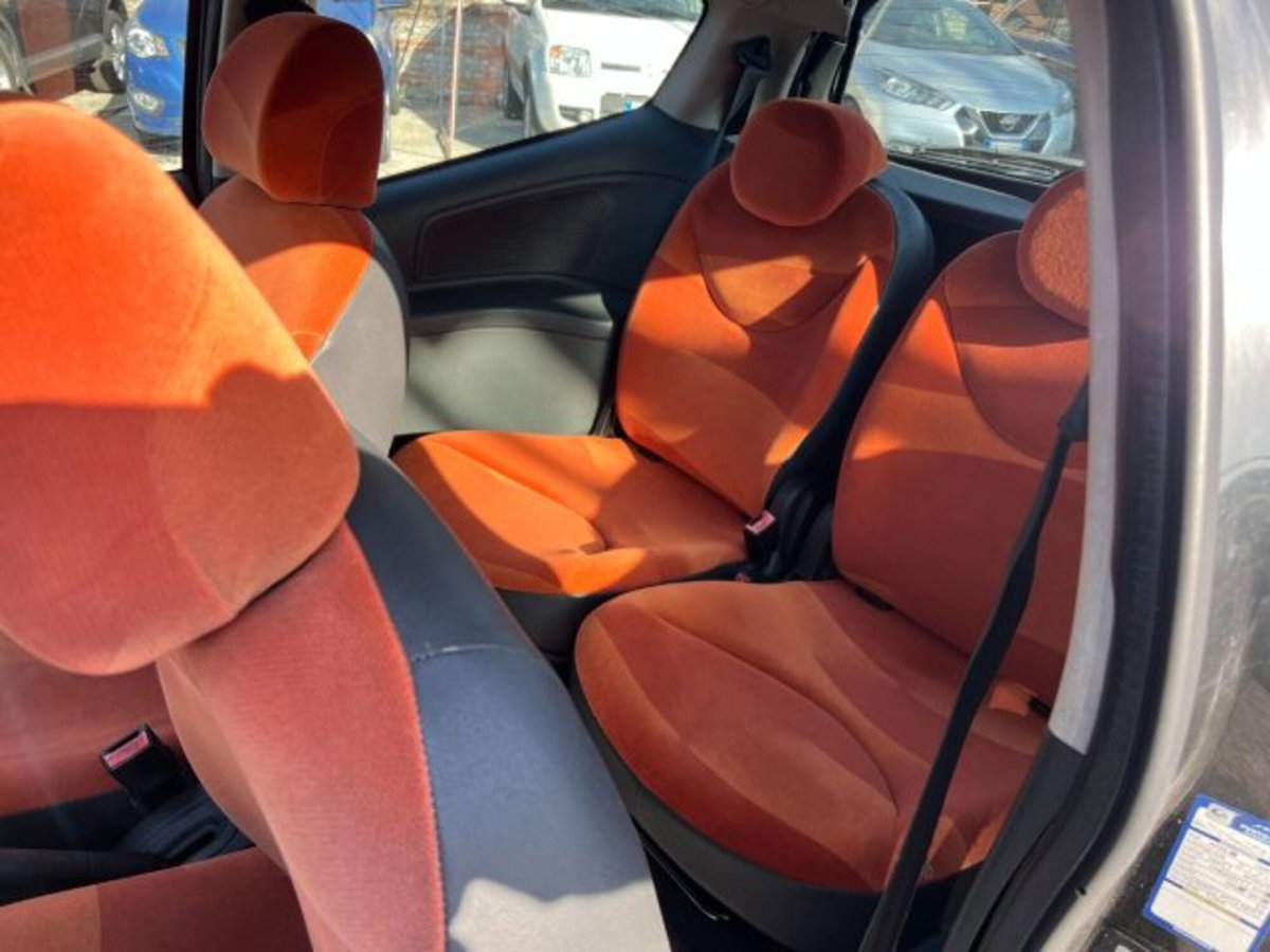 Citroen C2 1.1 Evolution (8)