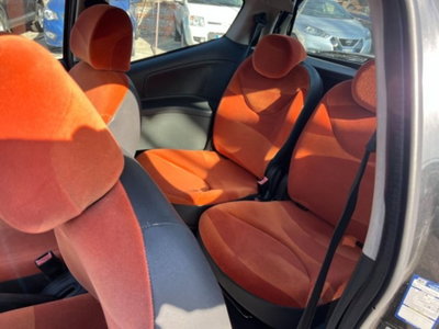 Citroen C2 1.1 Evolution (8)