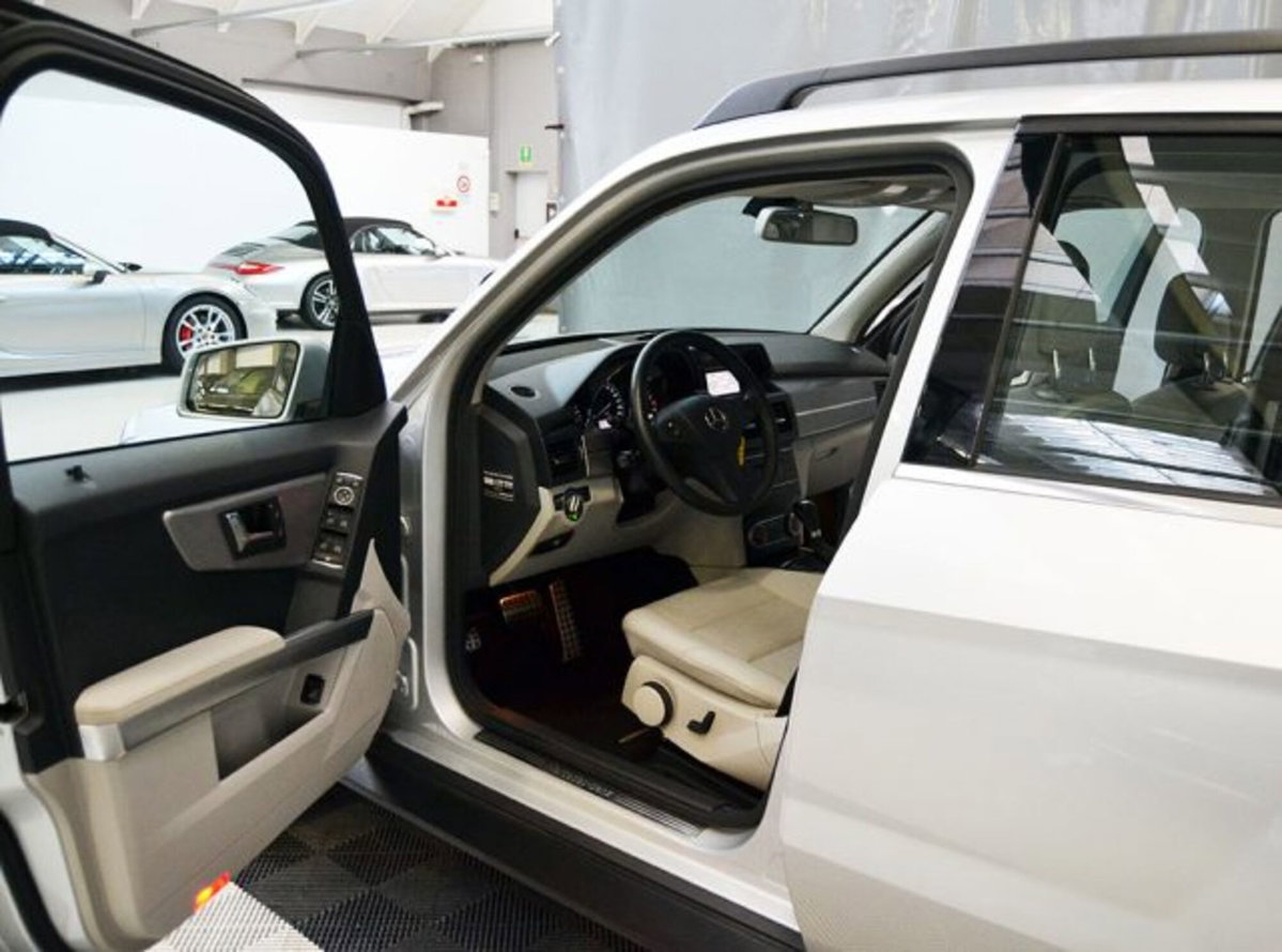 Mercedes-Benz GLK 280 4Matic (2)