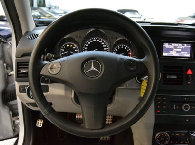 Mercedes-Benz GLK 280 4Matic (9)