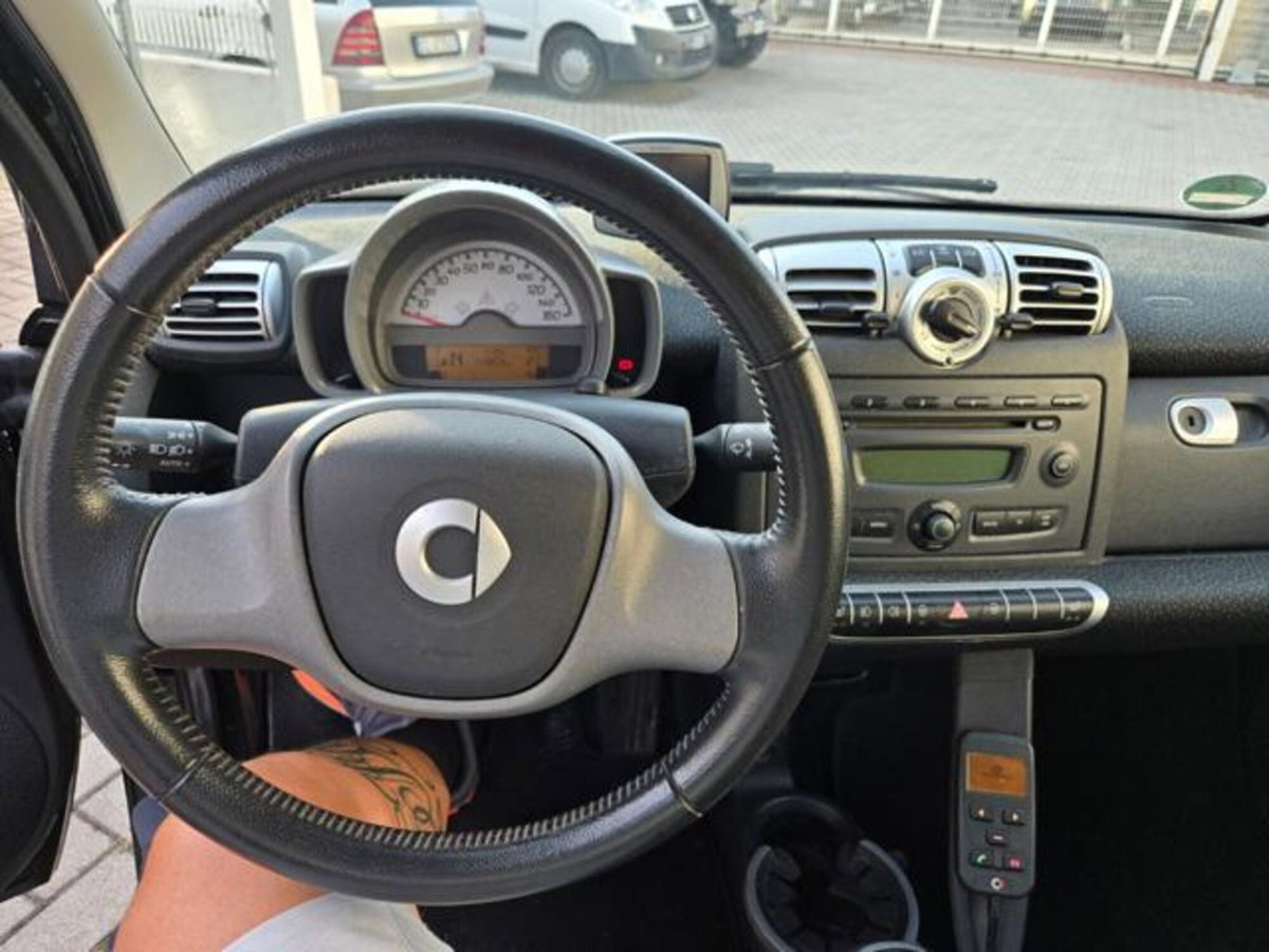 smart Fortwo 1000 62 kW coupé passion (12)