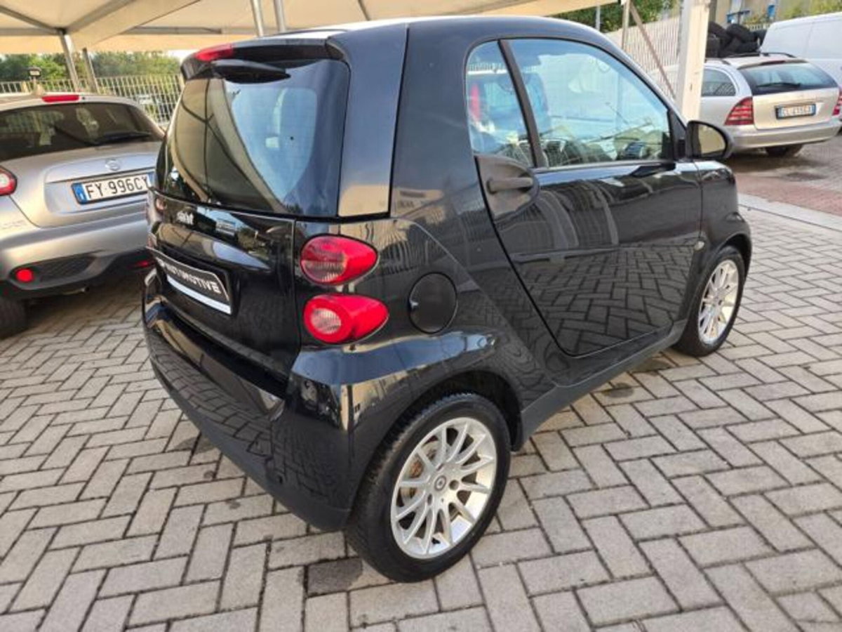 smart Fortwo 1000 62 kW coupé passion (8)