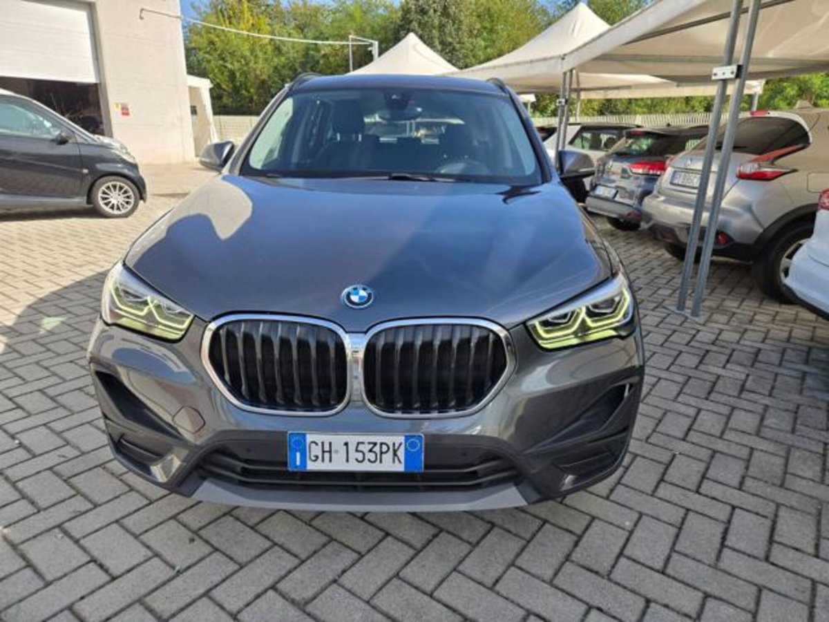 BMW X1 xDrive25e Business Advantage (4)