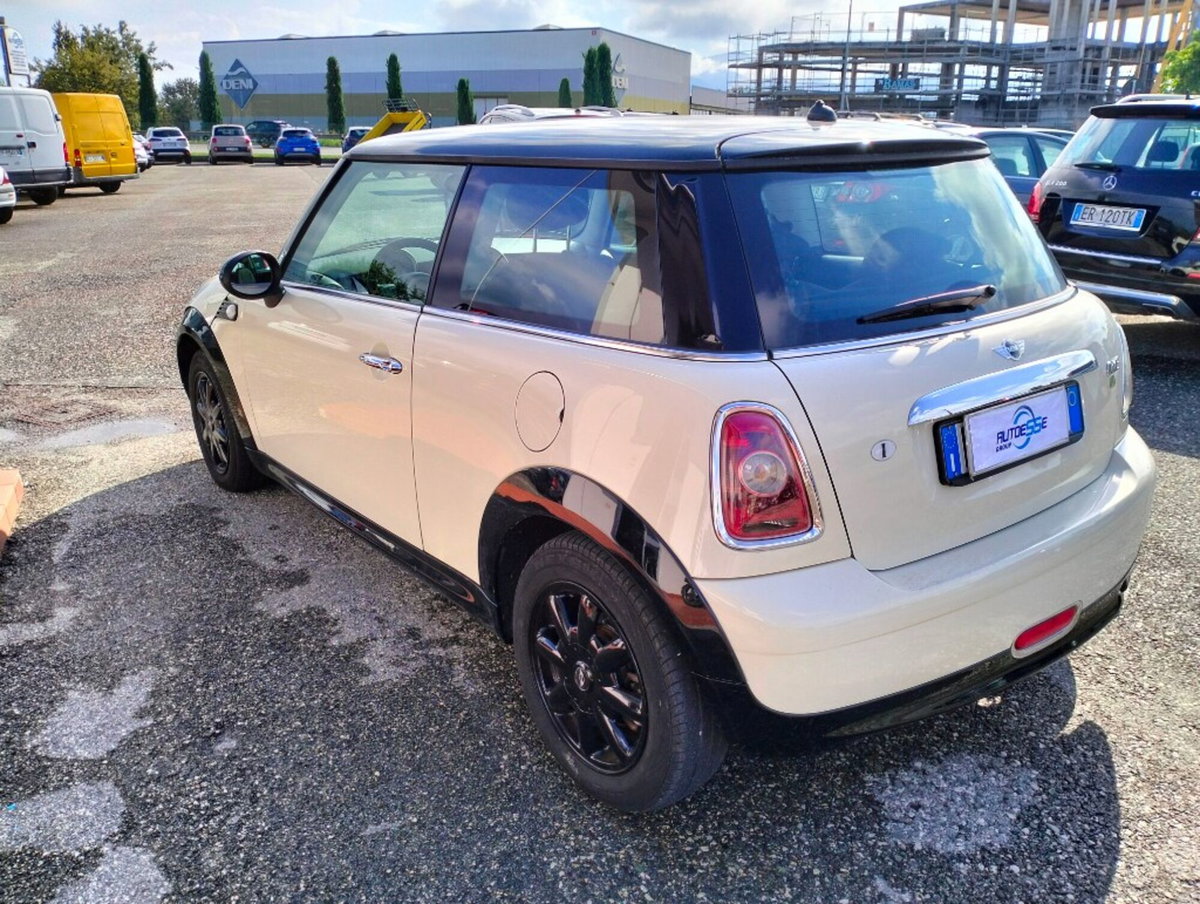 MINI Mini 1.4 16V One (2)