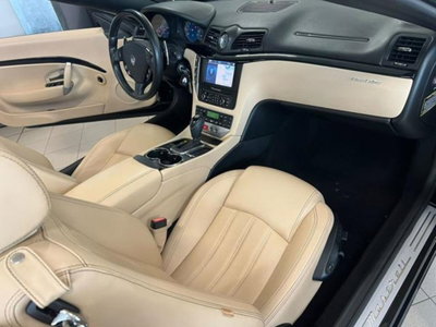 Maserati Grancabrio 4.7 V8 (14)