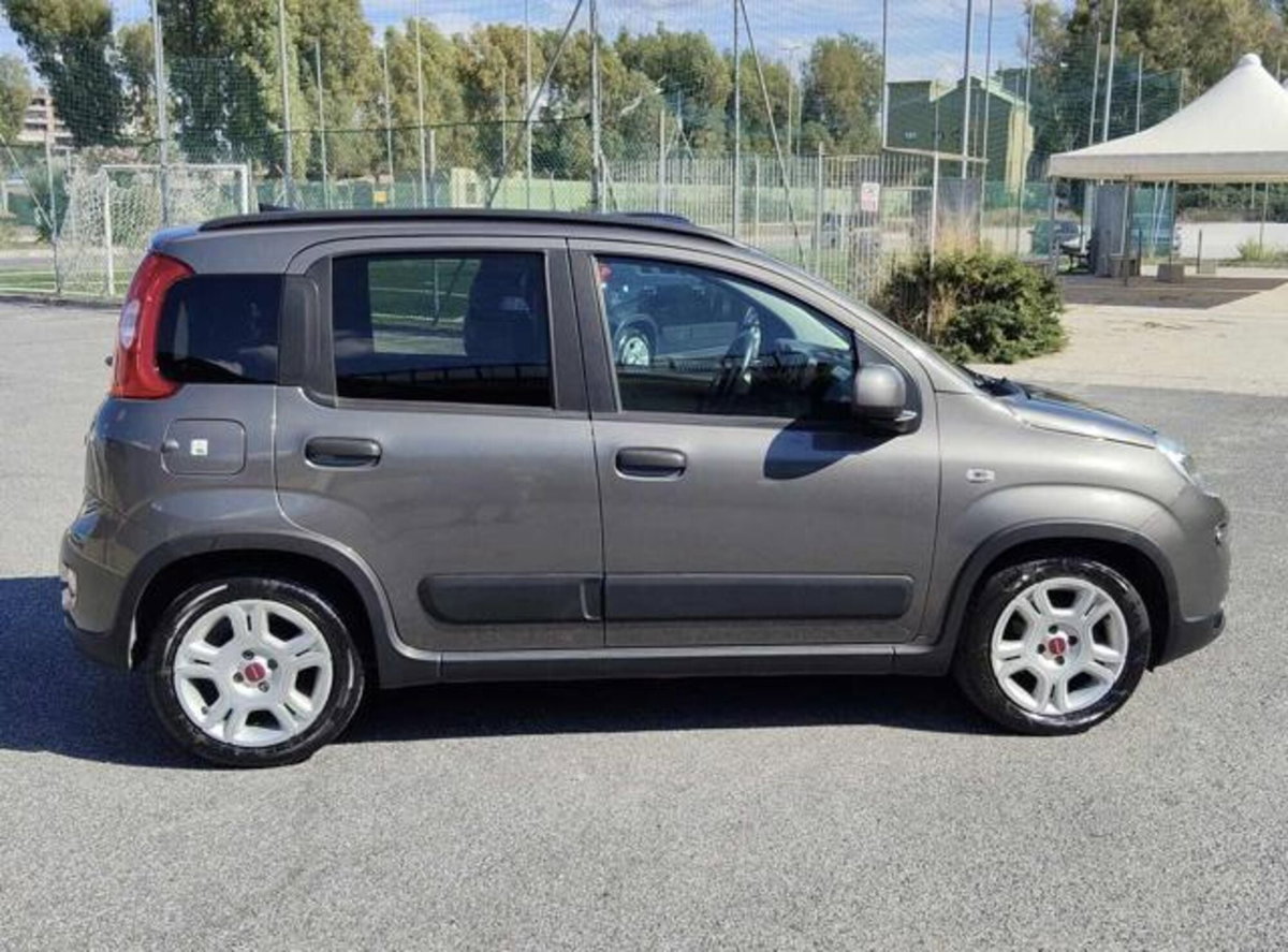 Fiat Panda 1.0 firefly hybrid s&s 70cv 5p.ti (2)