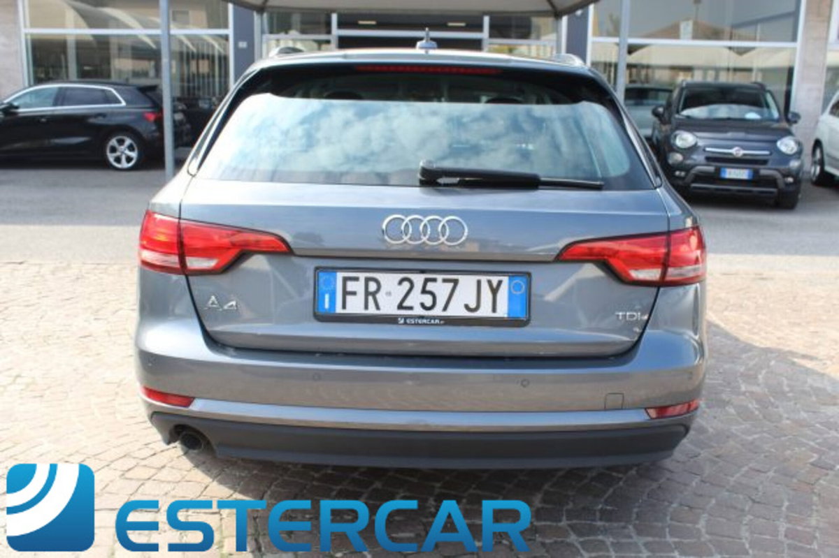 Audi A4 Avant 2.0 TDI 150 CV ultra S tronic Design (13)