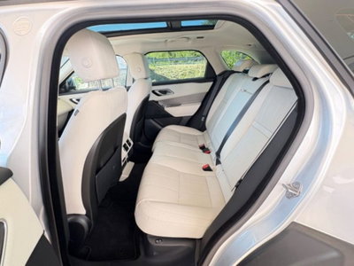 Land Rover Range Rover Velar 2.0D I4 240 CV (10)