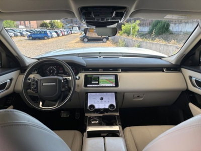 Land Rover Range Rover Velar 2.0D I4 240 CV (13)