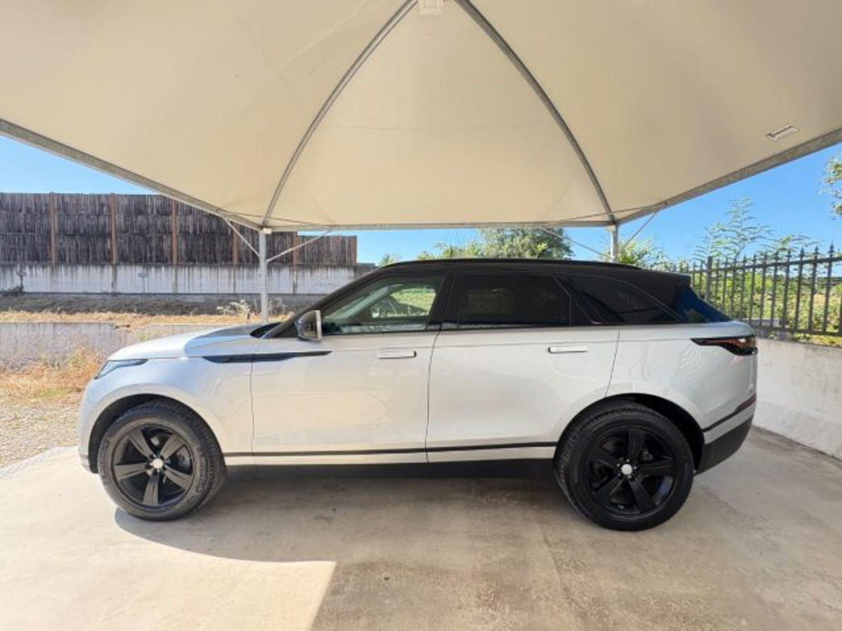 Land Rover Range Rover Velar 2.0D I4 240 CV (7)