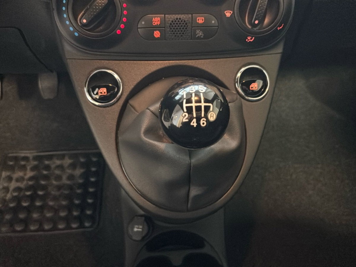 Fiat 500 1.0 Hybrid Club (13)