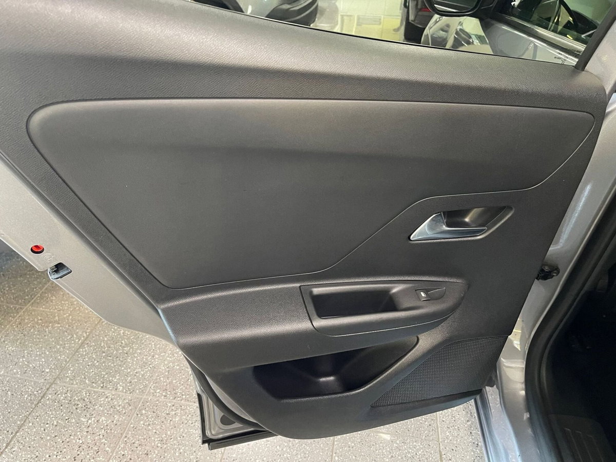 Opel Mokka 1.2 t GS s&s 100cv (9)